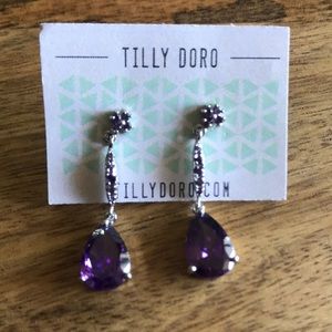 3/$20   Purple drop earrings